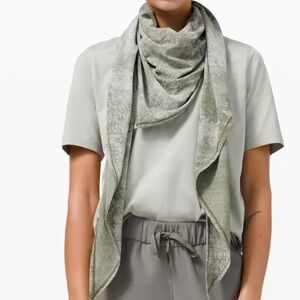 Lululemon all you need scarf